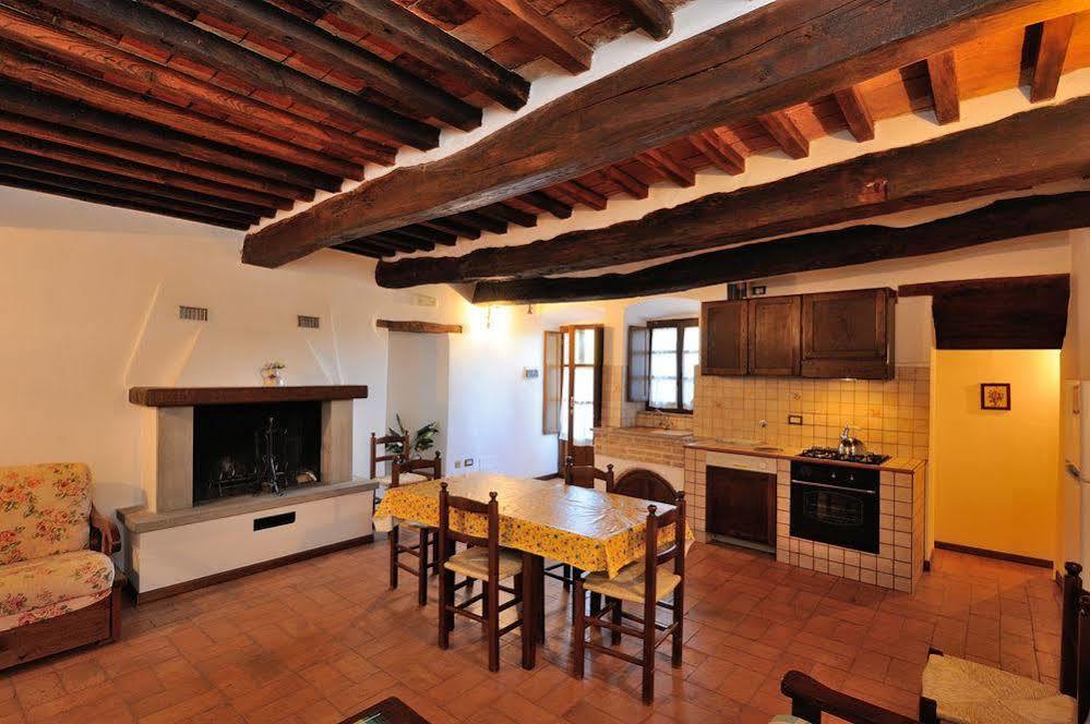 Relais Borgo Torale Hotel Passignano sul Trasimeno Exterior foto